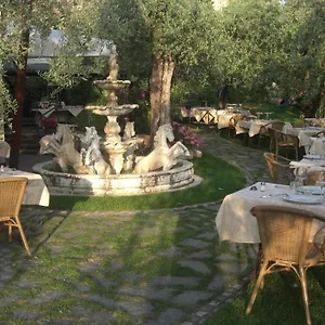 Locanda Ristorante Al Cardellino Aparthotel Bardolino