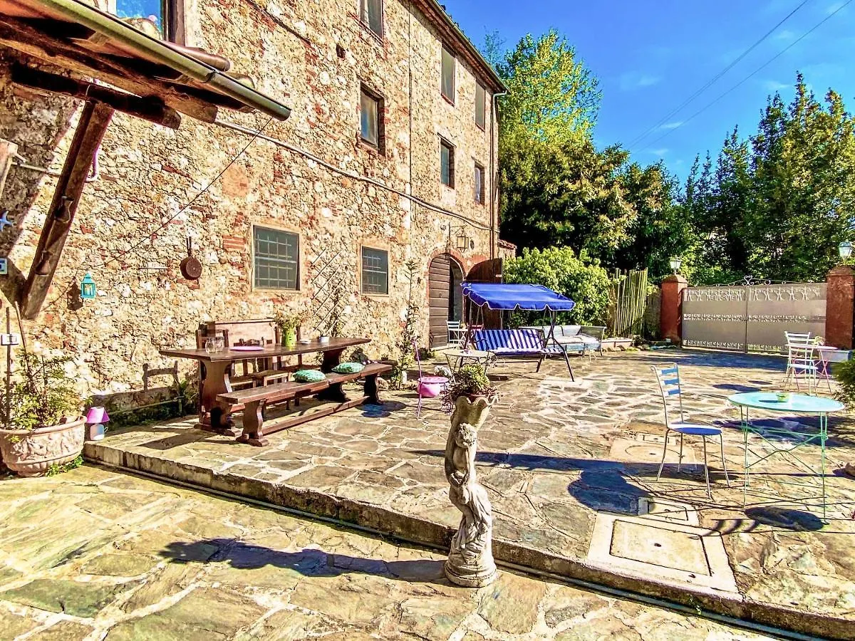** Affittacamere B&B Antico Frantoio Pietrasanta Italia